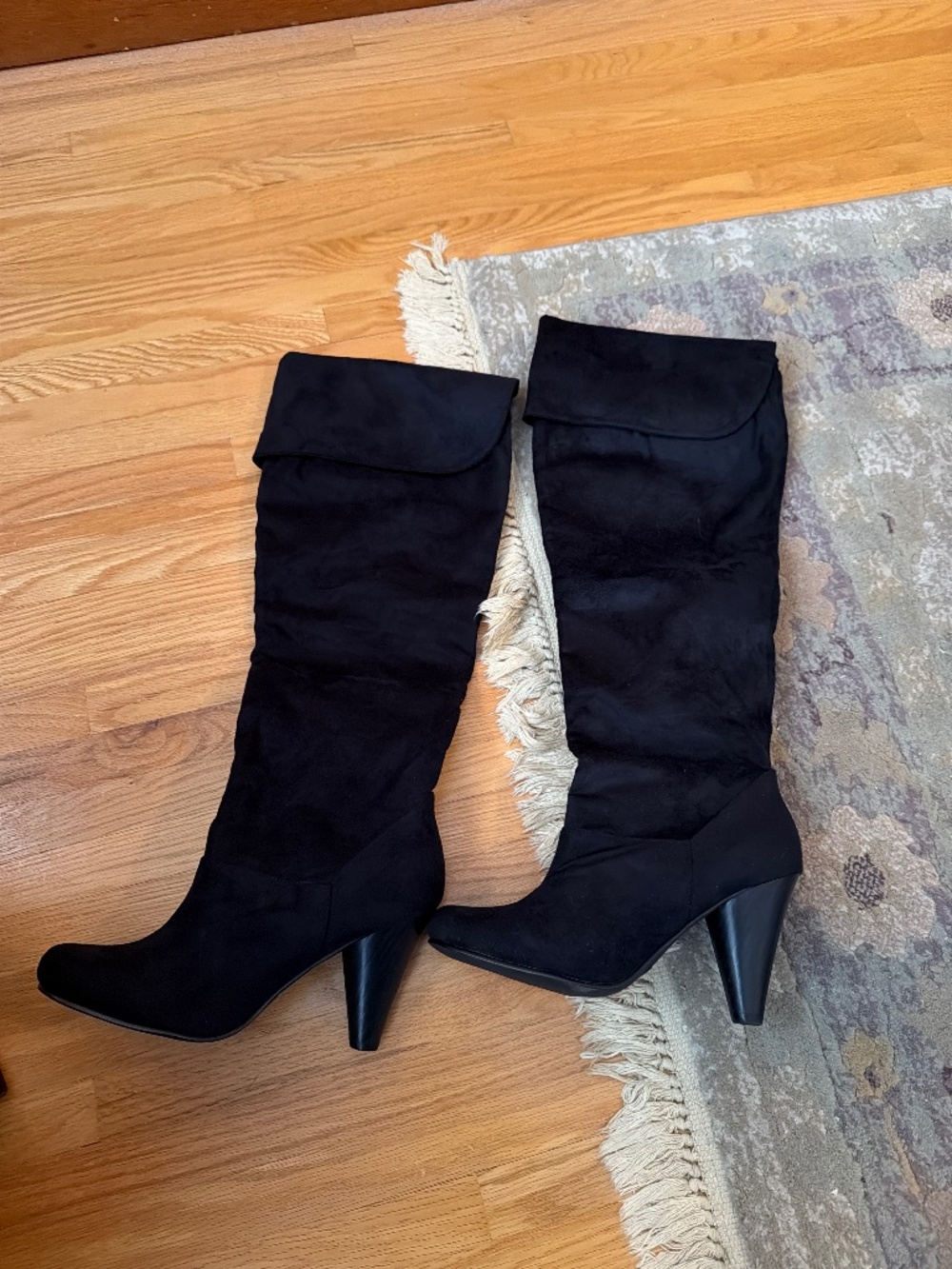 Black Tall Knee high boots - size 9